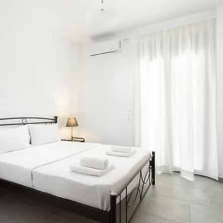 Tulipa Suites Yefira Exterior photo