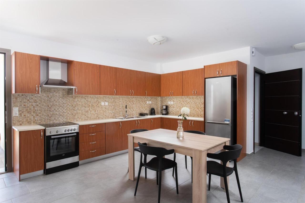 Apartment Tulipa Yefira